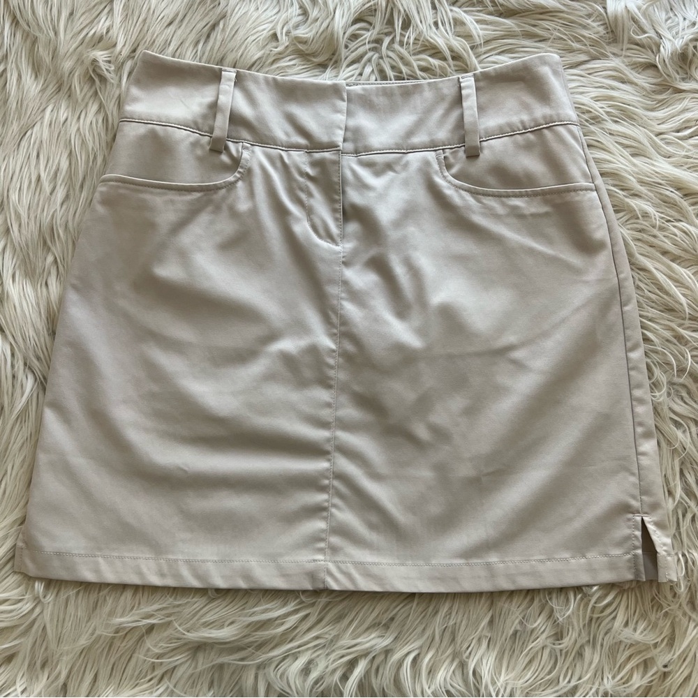 Adidas ClimaCool Active Golf Tennis Skirt Skort Women’s Size 0 EUC Light Grey
